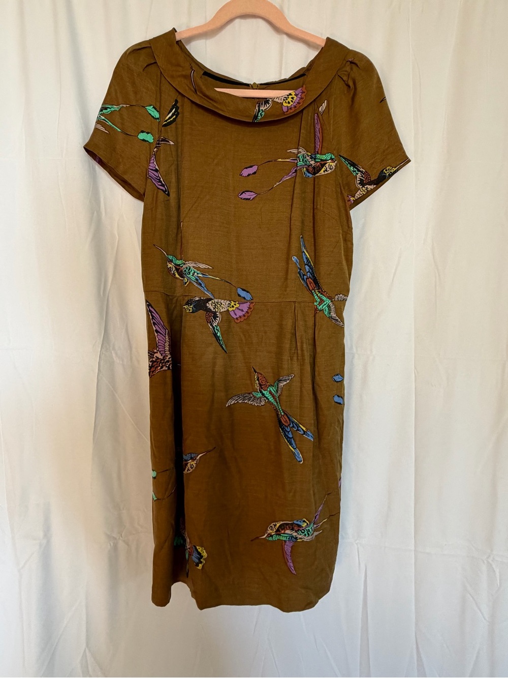 Boden olive green retro style hummingbird print dress